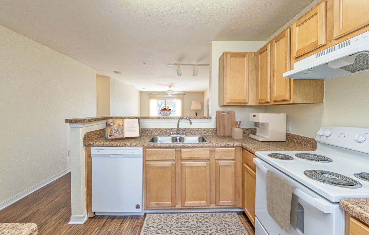 Photos and Video of Oak Meadows Apartments in Cocoa, FL